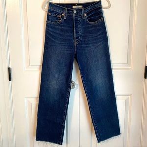 Levi’s Ribcage Straight Ankle Jeans Size 27
